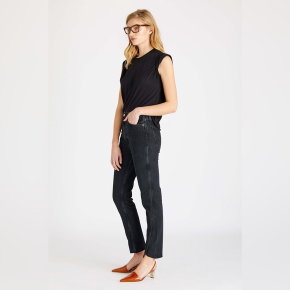 Finn Straight in Obsidian - Picture 4 of 5